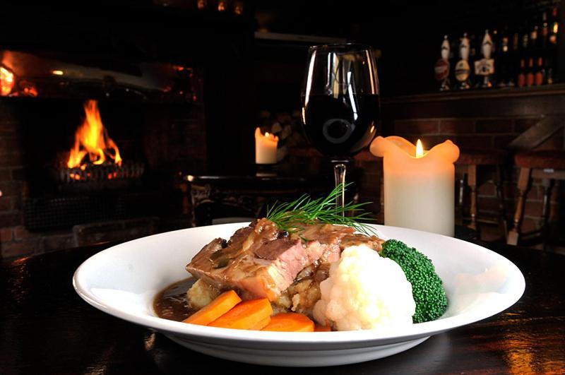 The New Inn Heckfield Luaran gambar