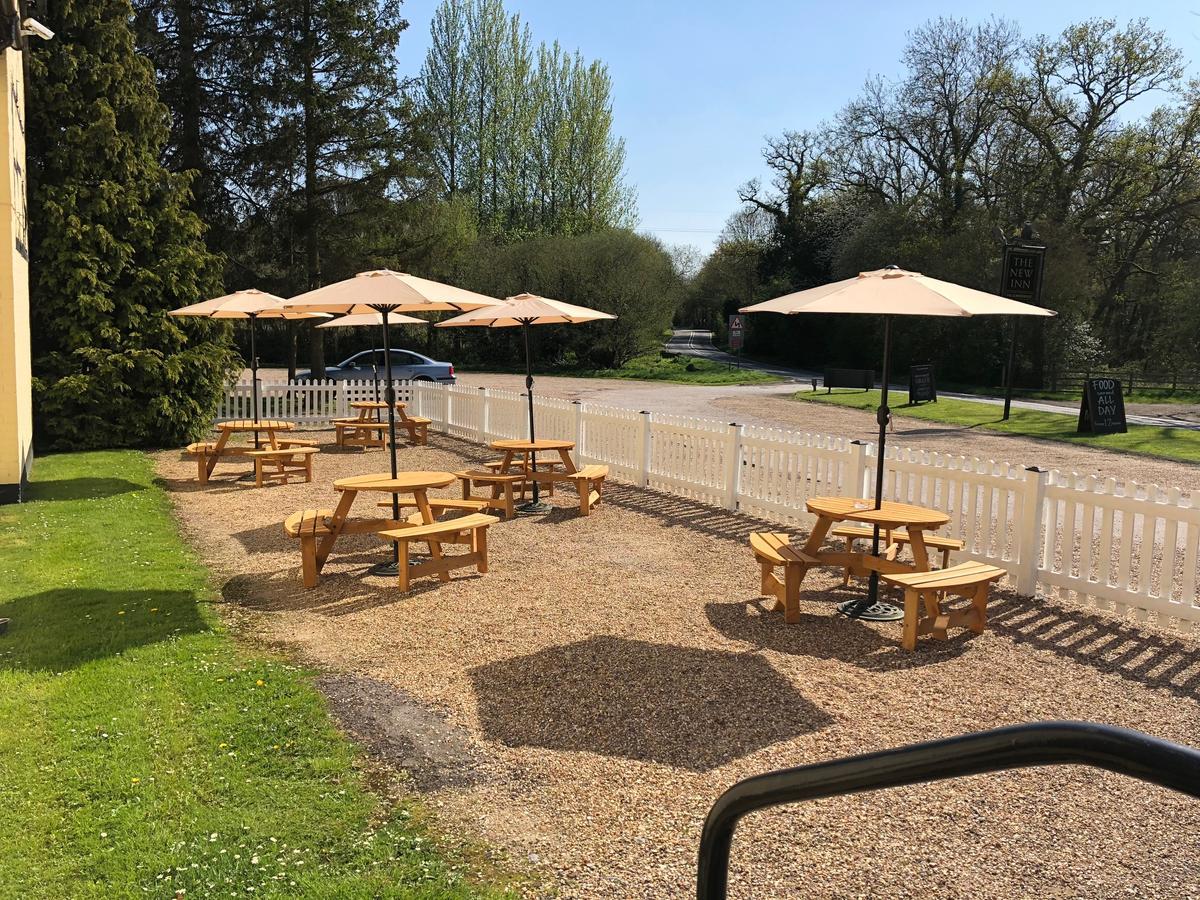 The New Inn Heckfield Luaran gambar